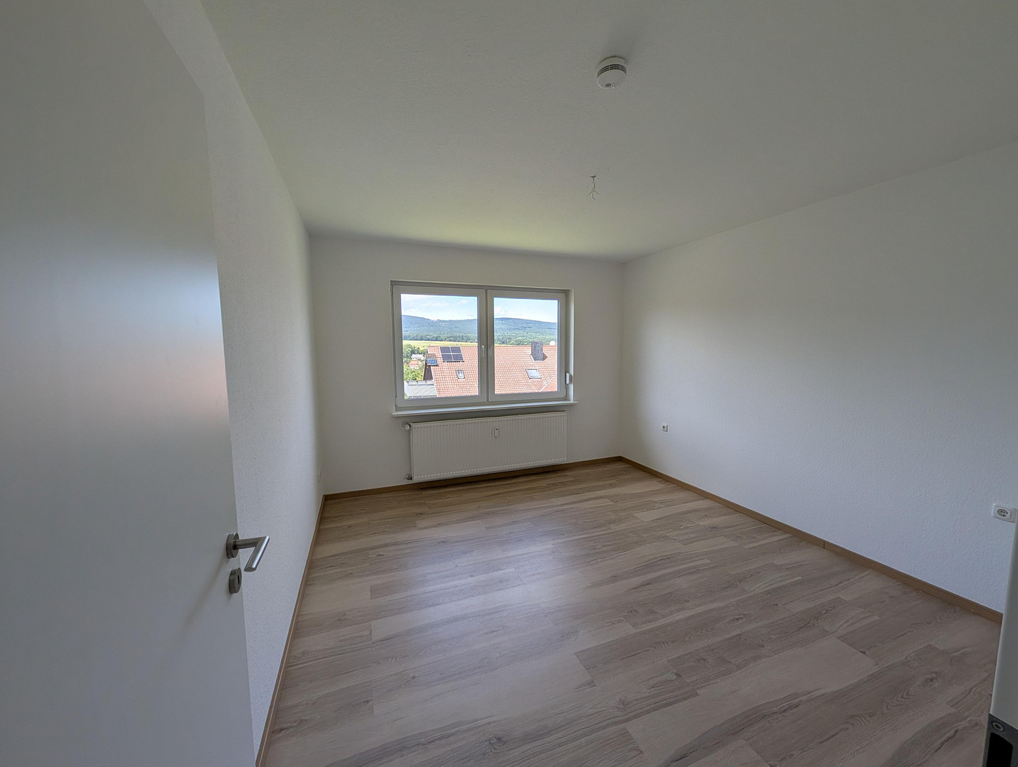 Großzügiges, freistehendes Zweifamilien-Haus - Gepflegt – Jesberg – Vorschaubild 8