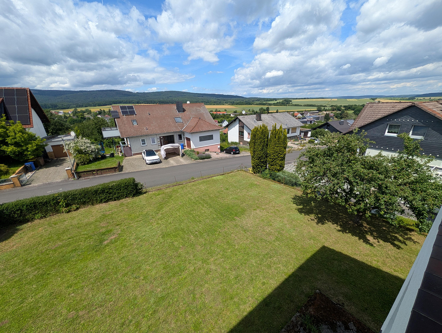 Großzügiges, freistehendes Zweifamilien-Haus - Gepflegt – Jesberg – Vorschaubild 18