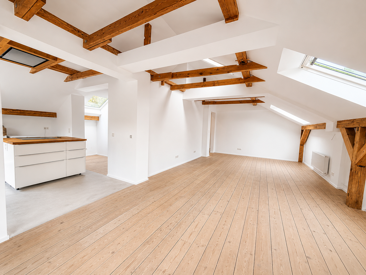 Kernsanierte Altbau-Perle in Nienstedten/Flottbek. Dachgeschosswohnung mit Stellplatz – 22609 Hamburg(Nienstedten) – Vorschaubild 3