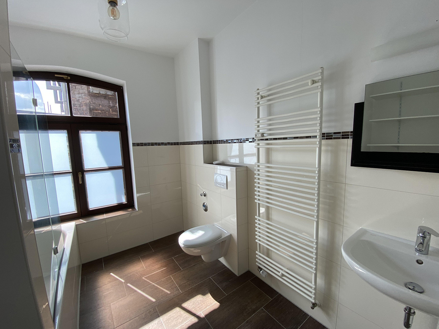 Exklusive 2-Zi.-Wohnung mit Loftcharakter, hochwertig ausgestattet – Top-Lage Kölner Altstadt – Koelhoffstr 5, 50676 Köln(Innenstadt) – Vorschaubild 3