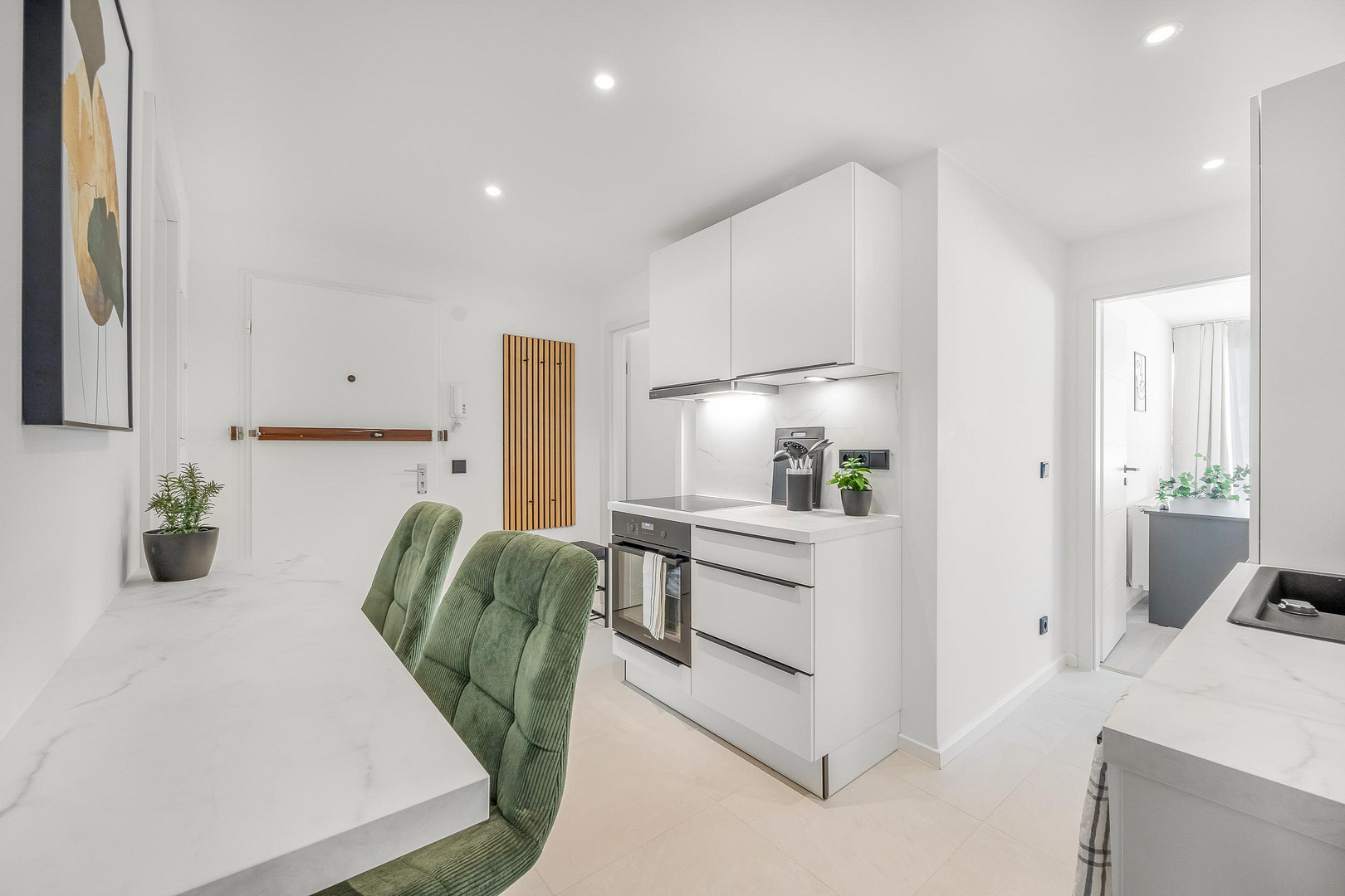 Neu sanierte WG Zimmer in Schwabing-West – voll möbliert & sofort bezugsfrei! – Winzererstraße 172, 80797 München(Schwabing) – Vorschaubild 8