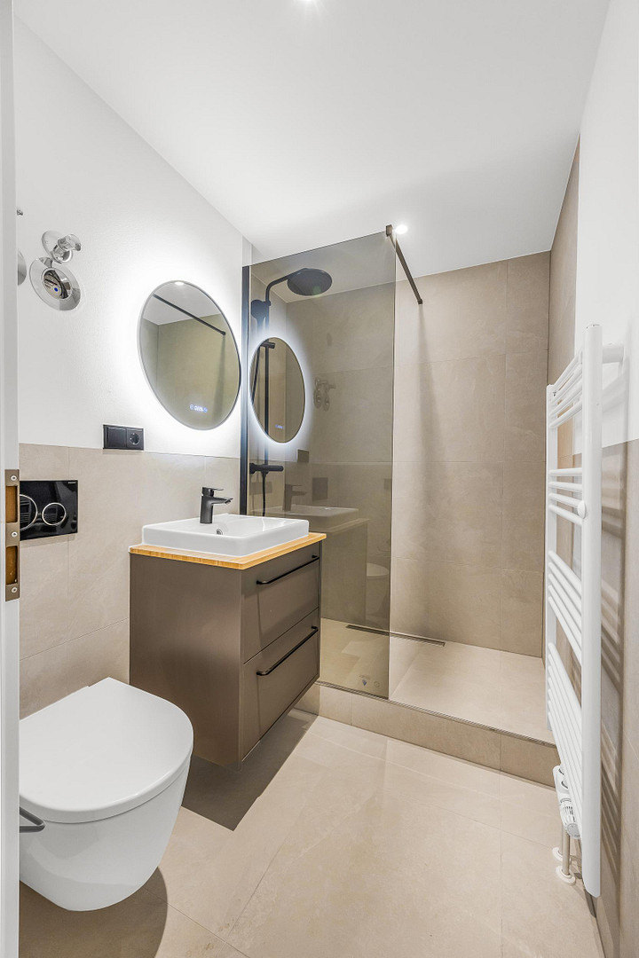 Neu sanierte WG Zimmer in Schwabing-West – voll möbliert & sofort bezugsfrei! – Winzererstraße 172, 80797 München(Schwabing) – Vorschaubild 10
