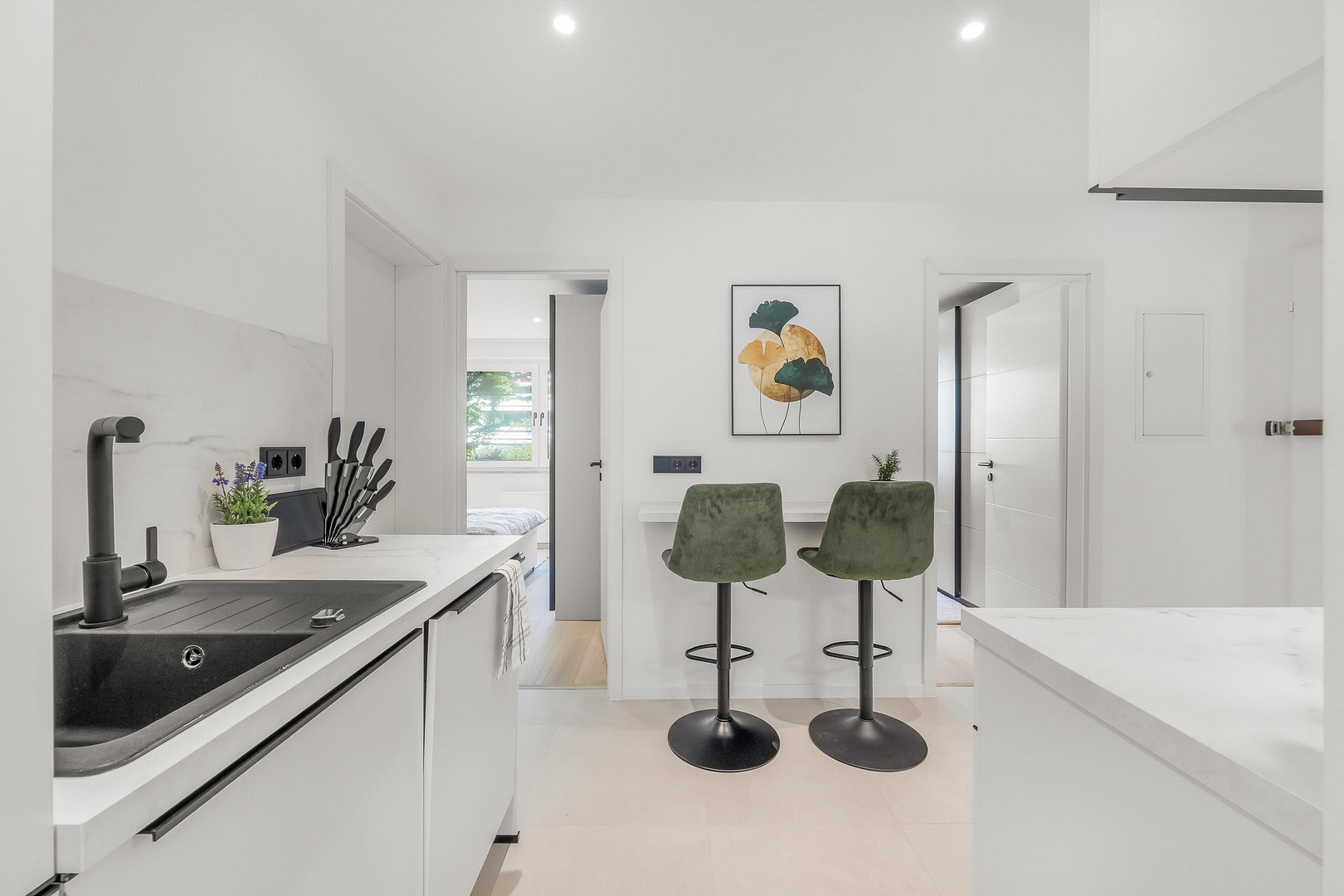 Neu sanierte WG Zimmer in Schwabing-West – voll möbliert & sofort bezugsfrei! – Winzererstraße 172, 80797 München(Schwabing) – Vorschaubild 9
