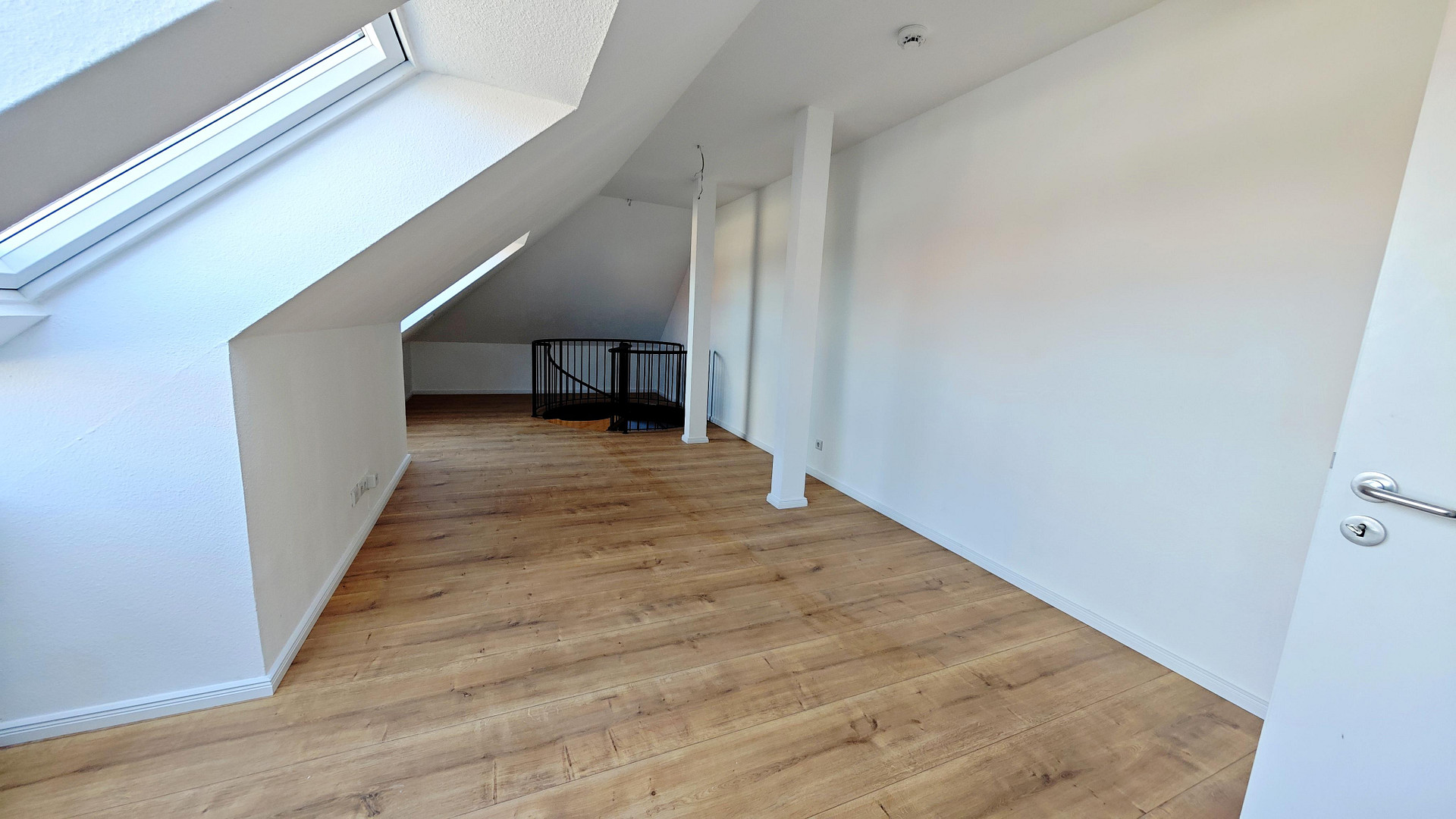5,8 % IST Rendite mit Blick über Leipzig in renovierter 3-Zi-Wohnung – 4299 Leipzig(Stötteritz) – Vorschaubild 6