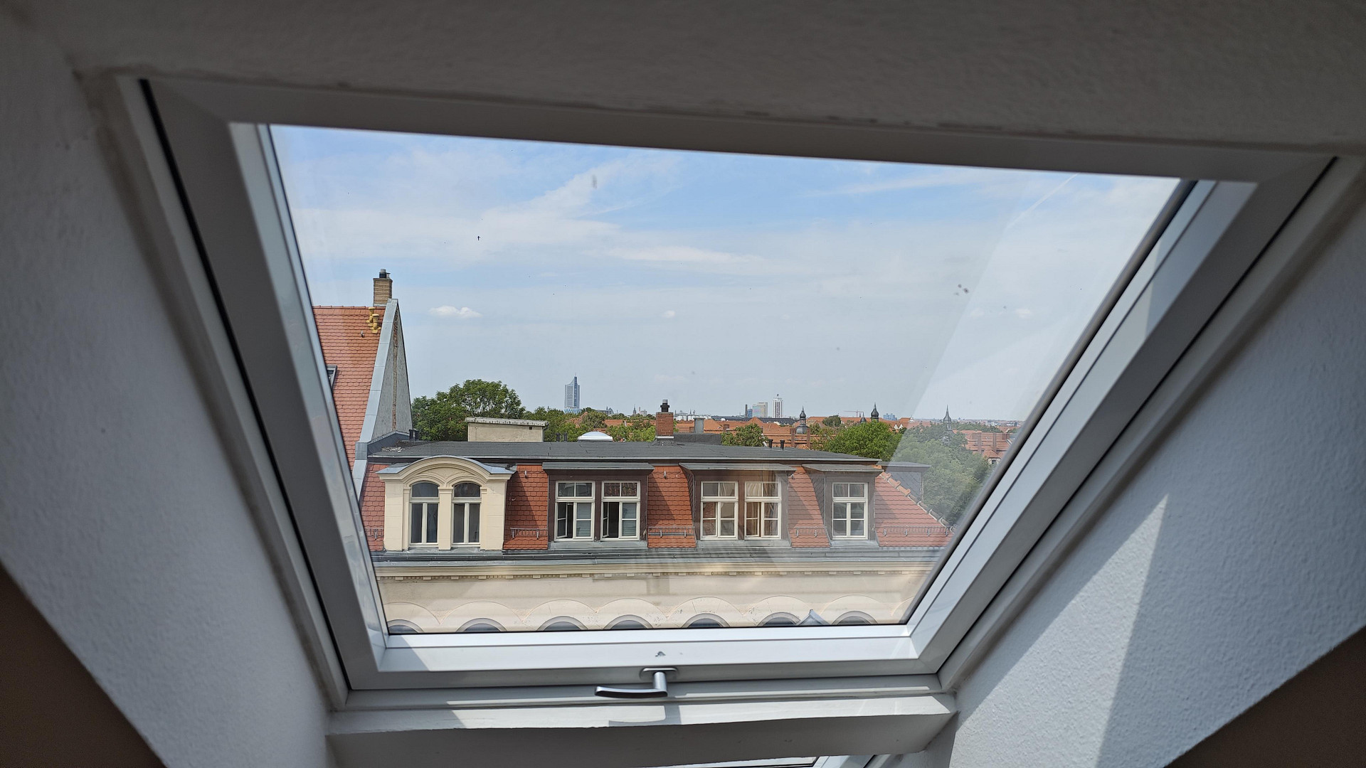 5,8 % IST Rendite mit Blick über Leipzig in renovierter 3-Zi-Wohnung – 4299 Leipzig(Stötteritz) – Vorschaubild 11