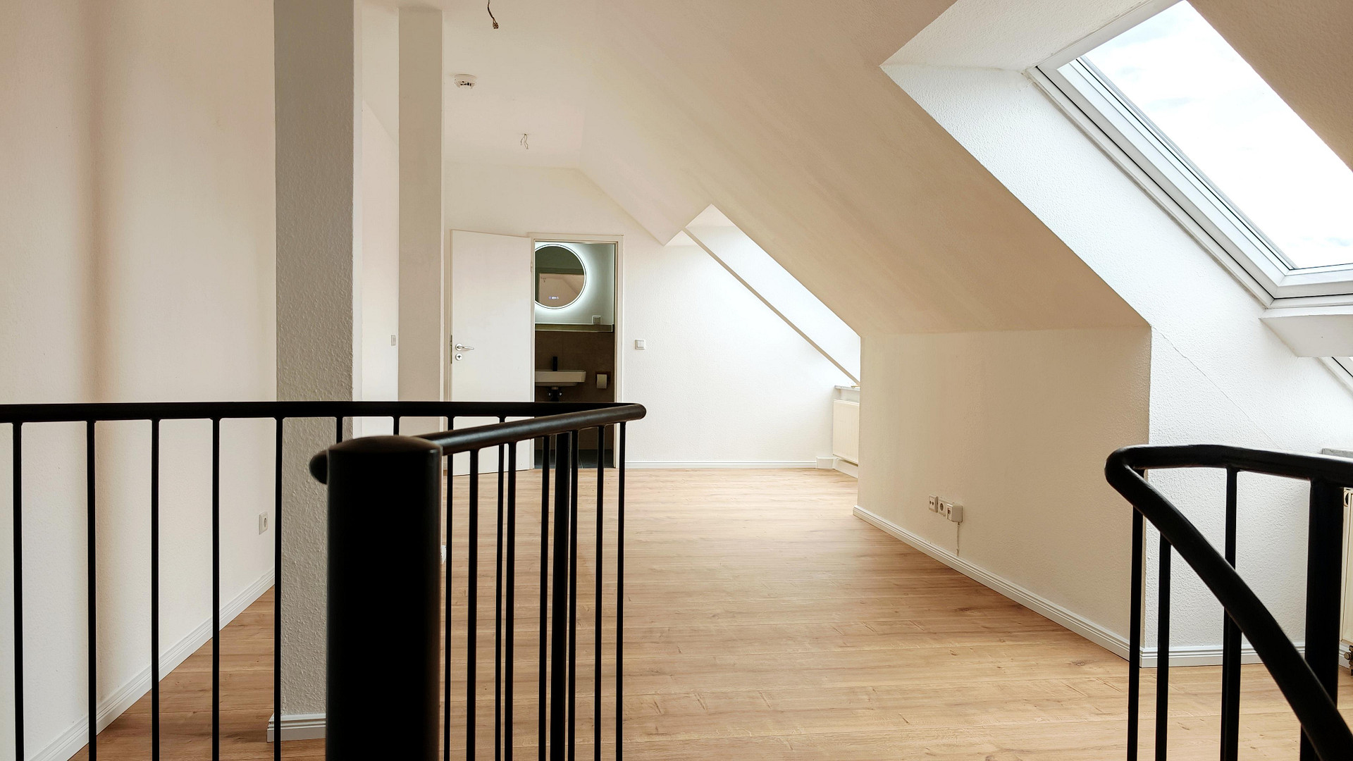 5,8 % IST Rendite mit Blick über Leipzig in renovierter 3-Zi-Wohnung – 4299 Leipzig(Stötteritz) – Vorschaubild 5