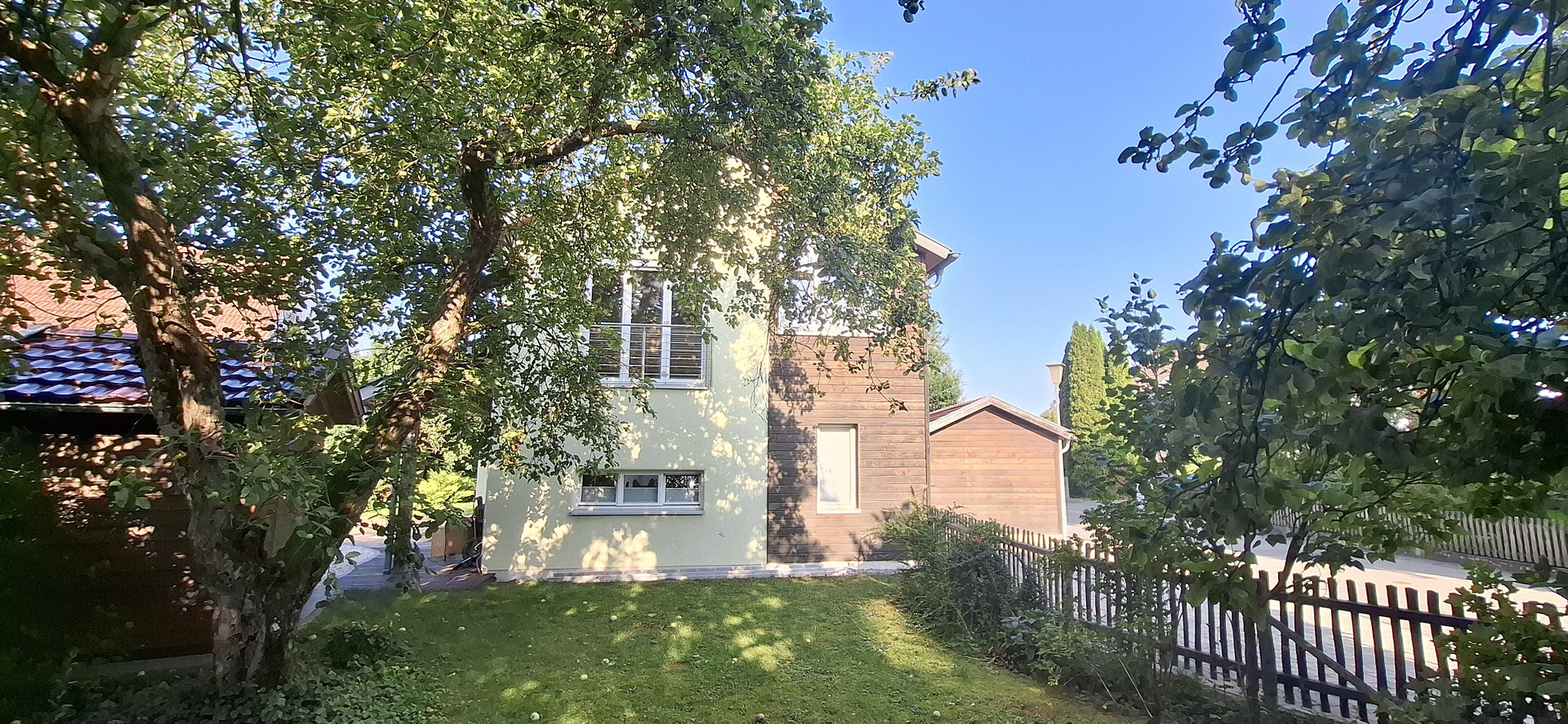 Ankommen. Durchatmen. Zuhause sein. Architektenhaus in ökologischer Holzbauweise – Adelshofen – Vorschaubild 3