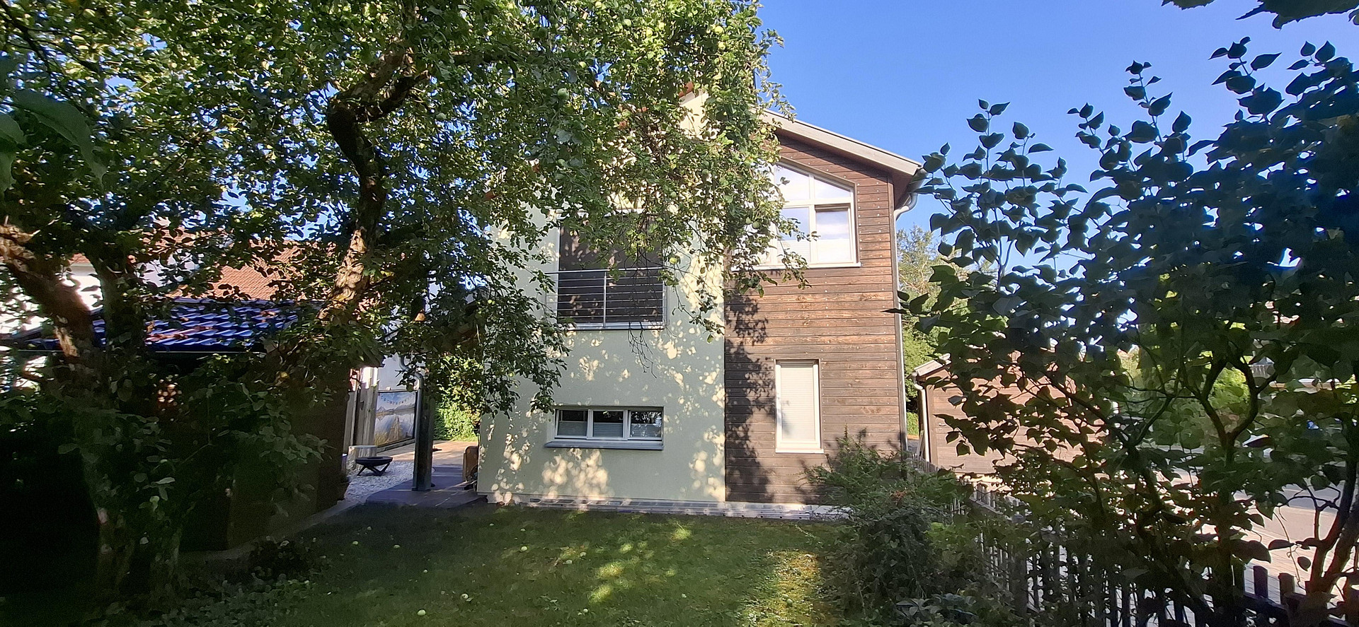 Ankommen. Durchatmen. Zuhause sein. Architektenhaus in ökologischer Holzbauweise – Adelshofen – Vorschaubild 2