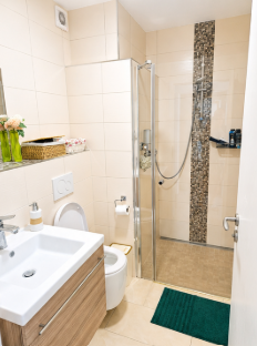 Helle Wohlfühlwohnung in zentraler Lage – 104 m² Wohnkomfort – Albrecht-Dürer-Straße 15, 65195 Wiesbaden – Vorschaubild 13