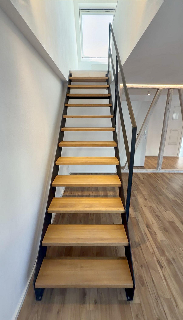Über den Dächern des Lehenviertels in Suttgart Süd – moderne offene Dachwohnung – Stuttgart(Süd) – Vorschaubild 5