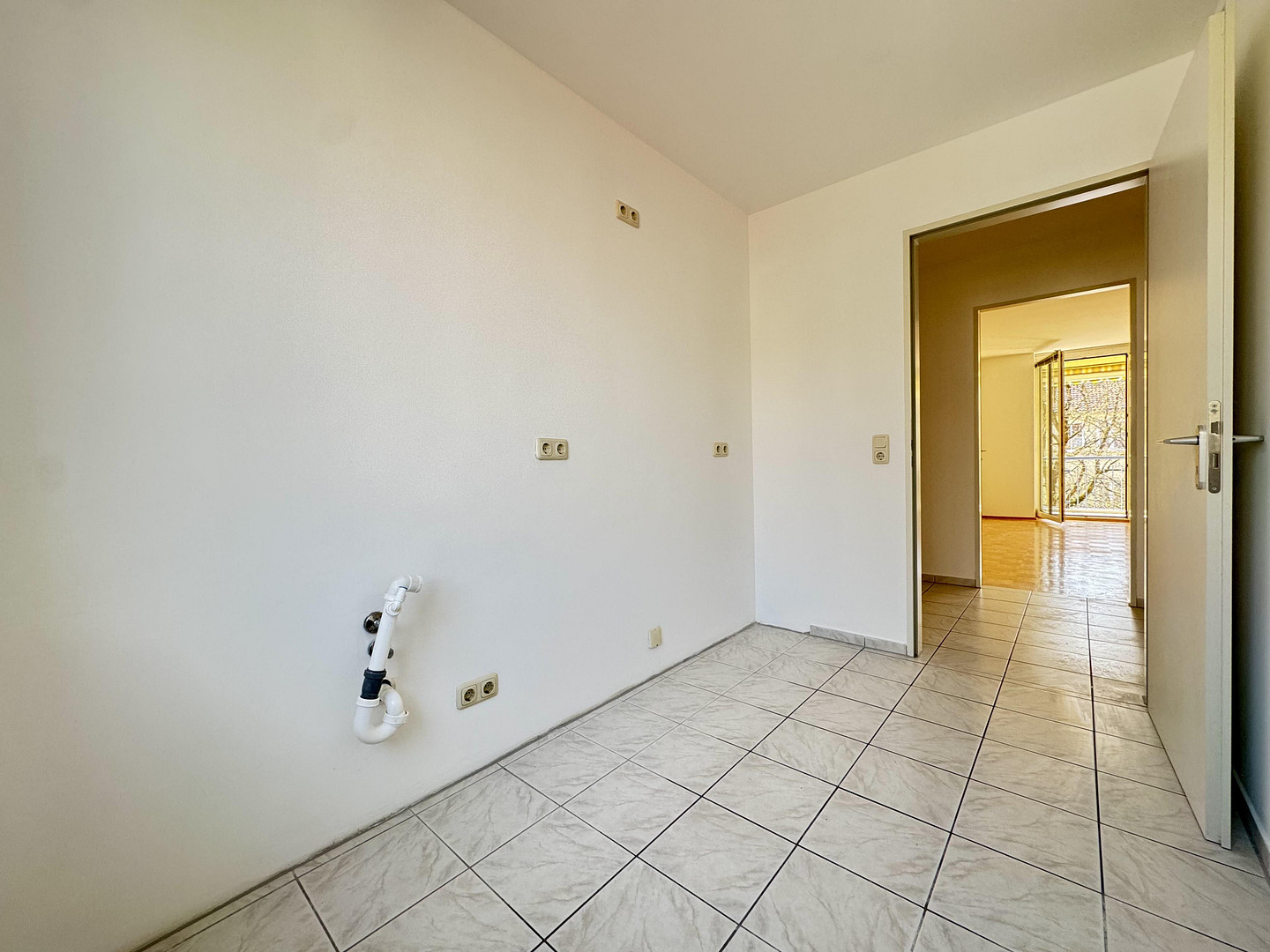 Familiengerecht – gut geschnittene 3-Zimmerwohnung in  München Schwabing-Freimann – Karl-Richter-Str. 12, 80939 München(Fröttmaning) – Vorschaubild 15