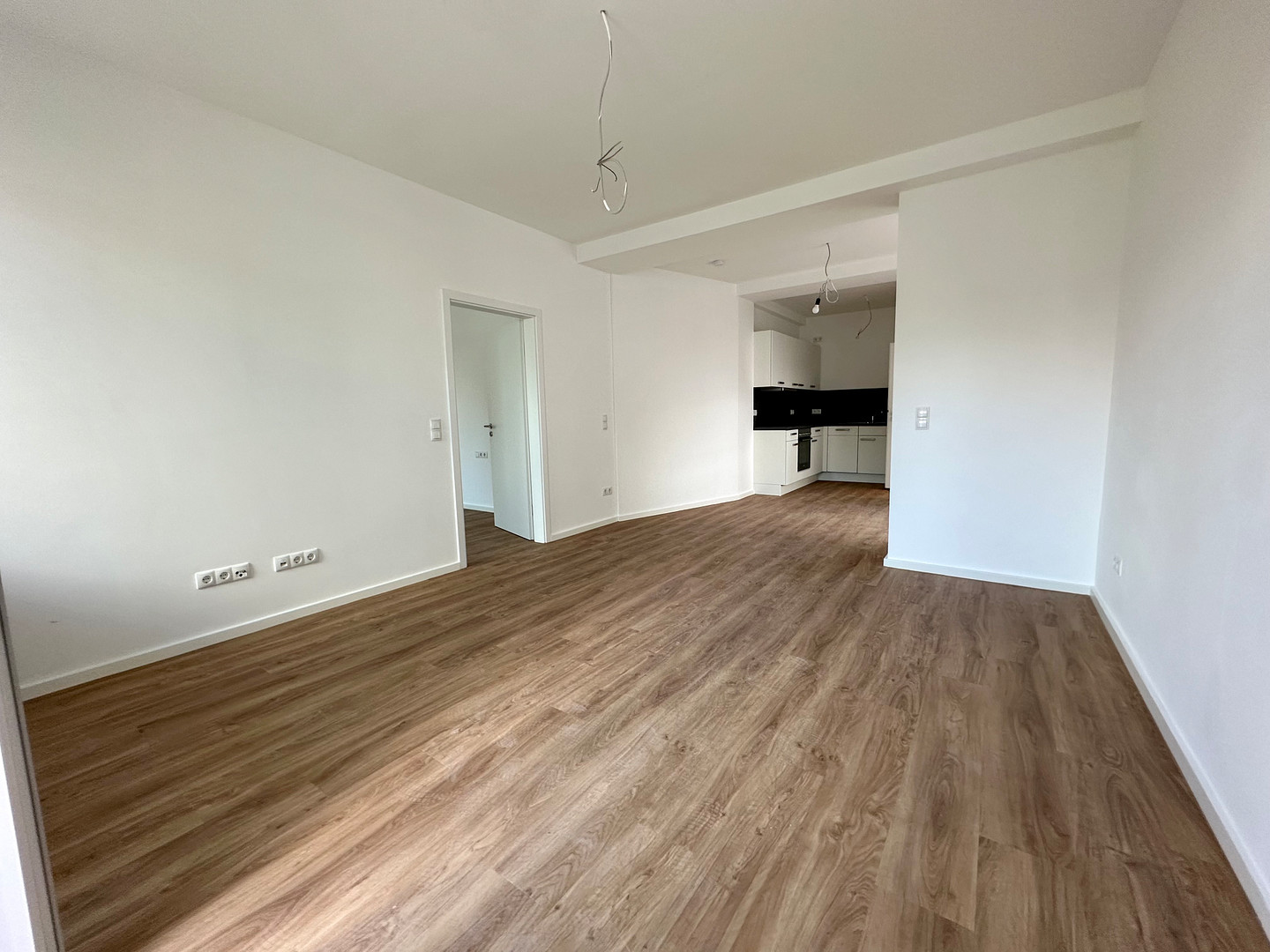 Gemütliche und helle 2-Zimmer-Wohnung mit EBK – Edelfinger Str. 26, 97980 Bad Mergentheim – Vorschaubild 3
