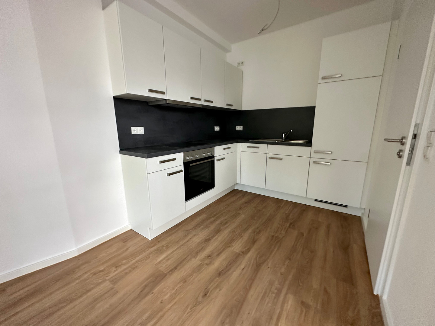 Gemütliche und helle 2-Zimmer-Wohnung mit EBK – Edelfinger Str. 26, 97980 Bad Mergentheim – Vorschaubild 4