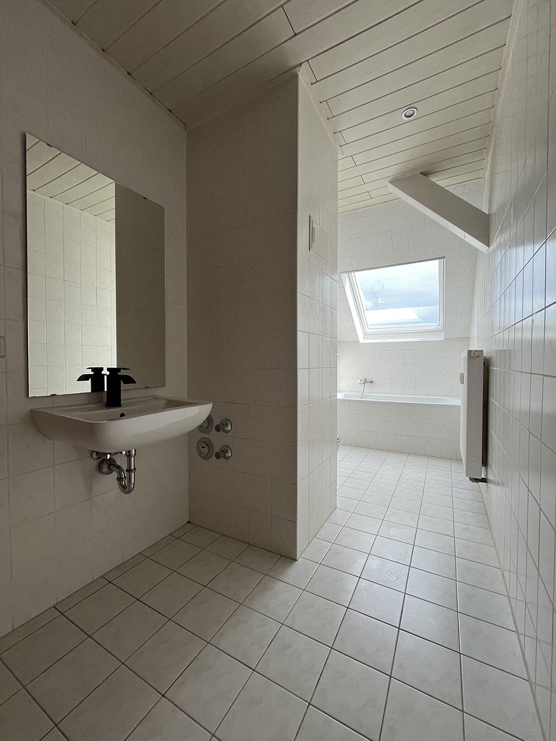 großzügige 4 RW - Maisonette im 4. OG – Casparistraße 4, 9126 Chemnitz(Lutherviertel) – Vorschaubild 3