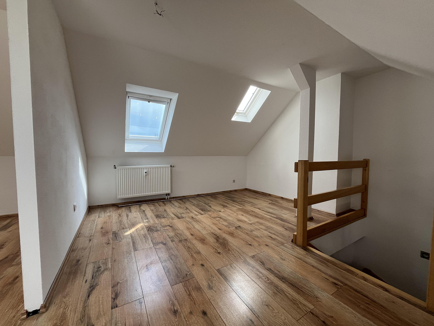 großzügige 4 RW - Maisonette im 4. OG – Casparistraße 4, 9126 Chemnitz(Lutherviertel) – Vorschaubild 2