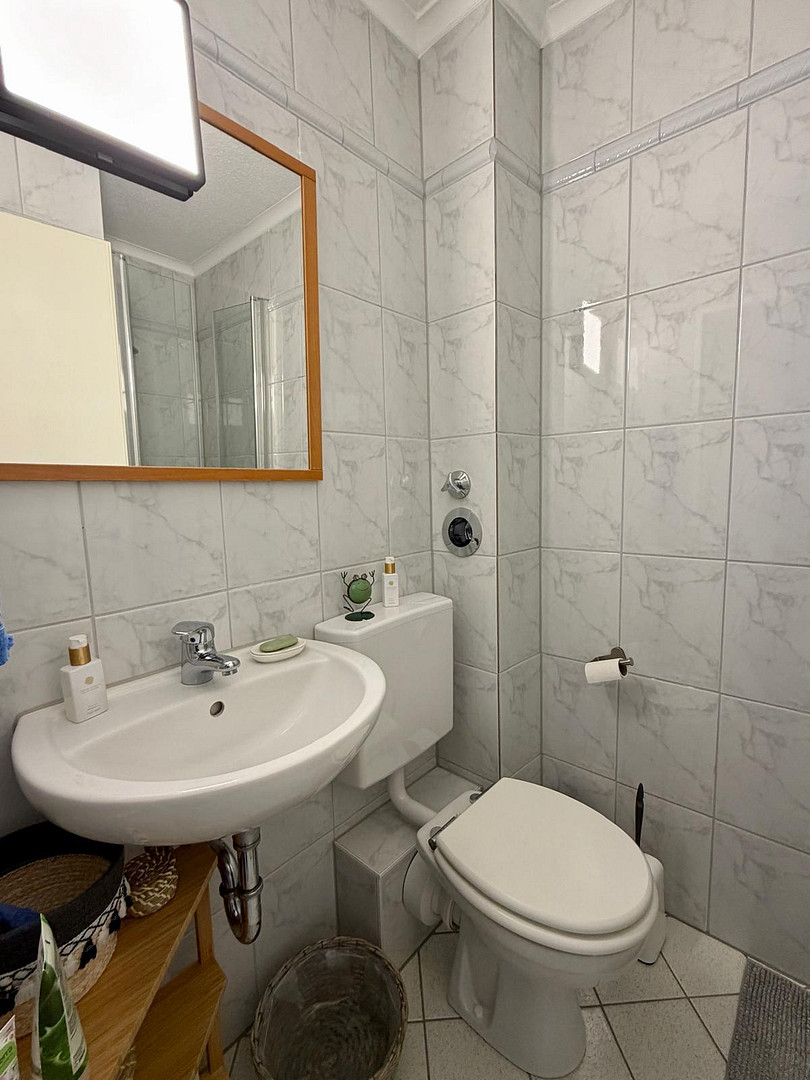 Helle 3-Zimmer-Wohnung mit großem Balkon in Schlebusch, bezugsfrei ab 01.09 – Opladener Straße 102, 51375 Leverkusen(Schlebusch) – Vorschaubild 11