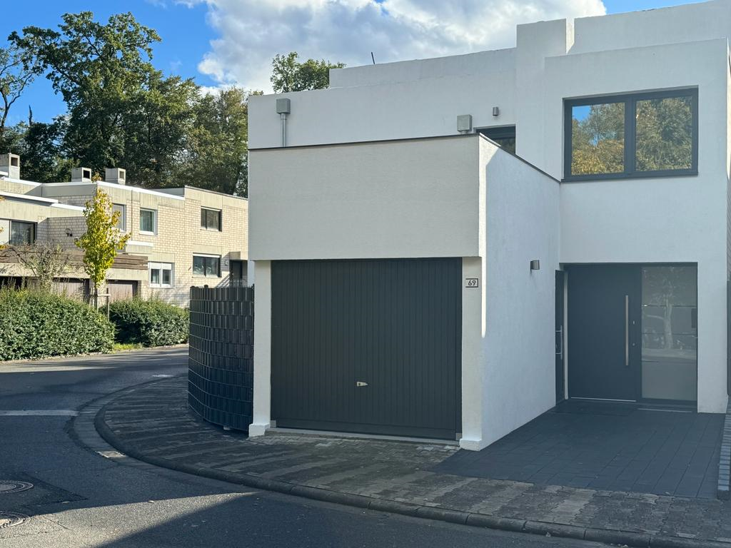 Modernes, großzügiges Einfamilienhaus mit Einliegerwohnung und Garage am Waldrand – Darmstadt(Kranichstein) – Vorschaubild 22