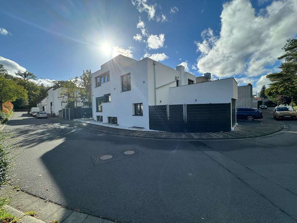 Modernes, großzügiges Einfamilienhaus mit Einliegerwohnung und Garage am Waldrand – Darmstadt(Kranichstein) – Vorschaubild 23