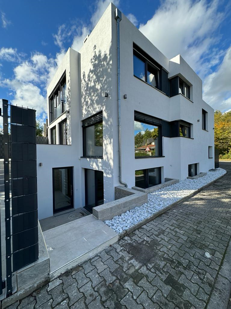 Modernes, großzügiges Einfamilienhaus mit Einliegerwohnung und Garage am Waldrand – Darmstadt(Kranichstein) – Vorschaubild 24