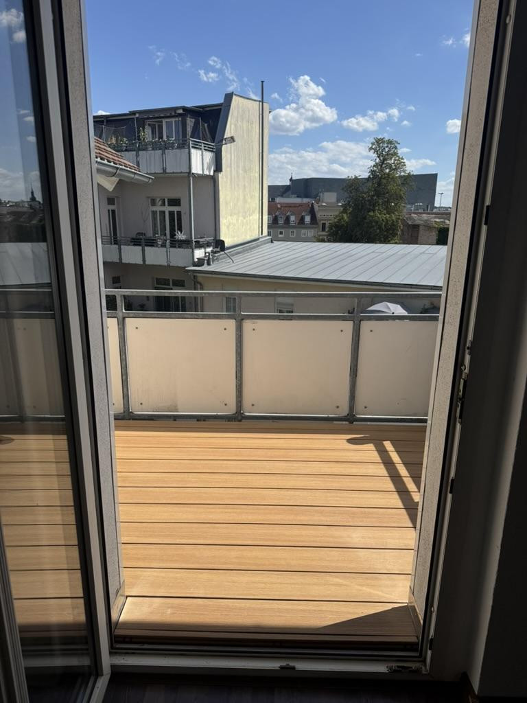 Traumhafte 3-Zimmer-Maisonette mit Balkon und Aufzug in zentraler Lage – Ankerstrasse 12, 6108 Halle (Saale)(Nördliche Innenstadt) – Vorschaubild 4