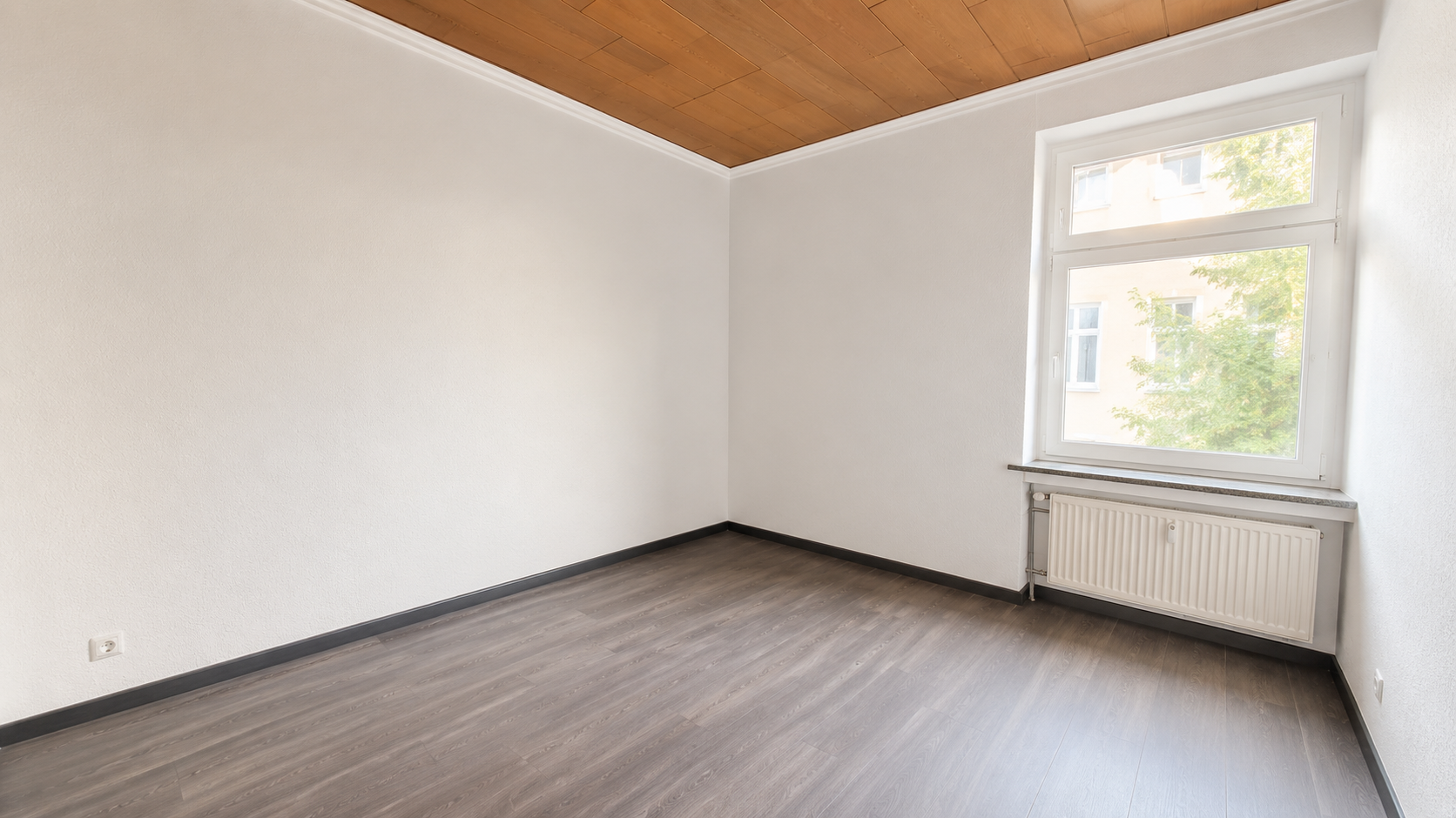 Jobcenter – جوب سنتر – Джобцентер – deine neue Wohnung ist fertig! – Hinsbecker Löh 6, 45257 Essen(Kupferdreh) – Vorschaubild 4