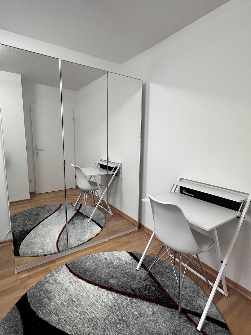 Neben der U-Bahn, komplett möbliert, 3-Zimmer-Wohnung - Wohnen auf Zeit in Milbertshofen – München(Milbertshofen) – Vorschaubild 26