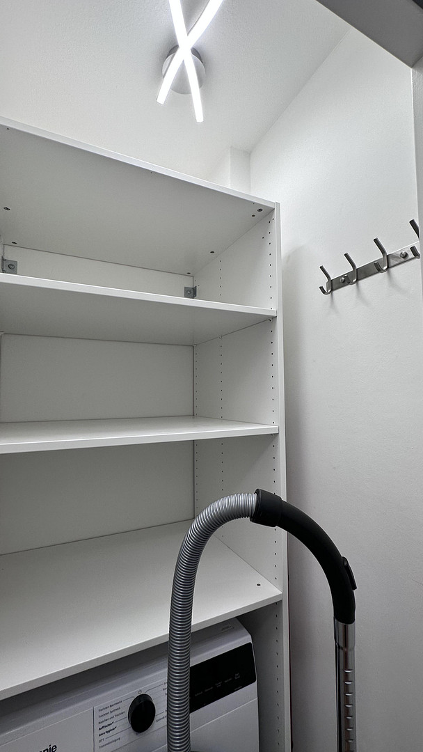 Neben der U-Bahn, komplett möbliert, 3-Zimmer-Wohnung - Wohnen auf Zeit in Milbertshofen – München(Milbertshofen) – Vorschaubild 33