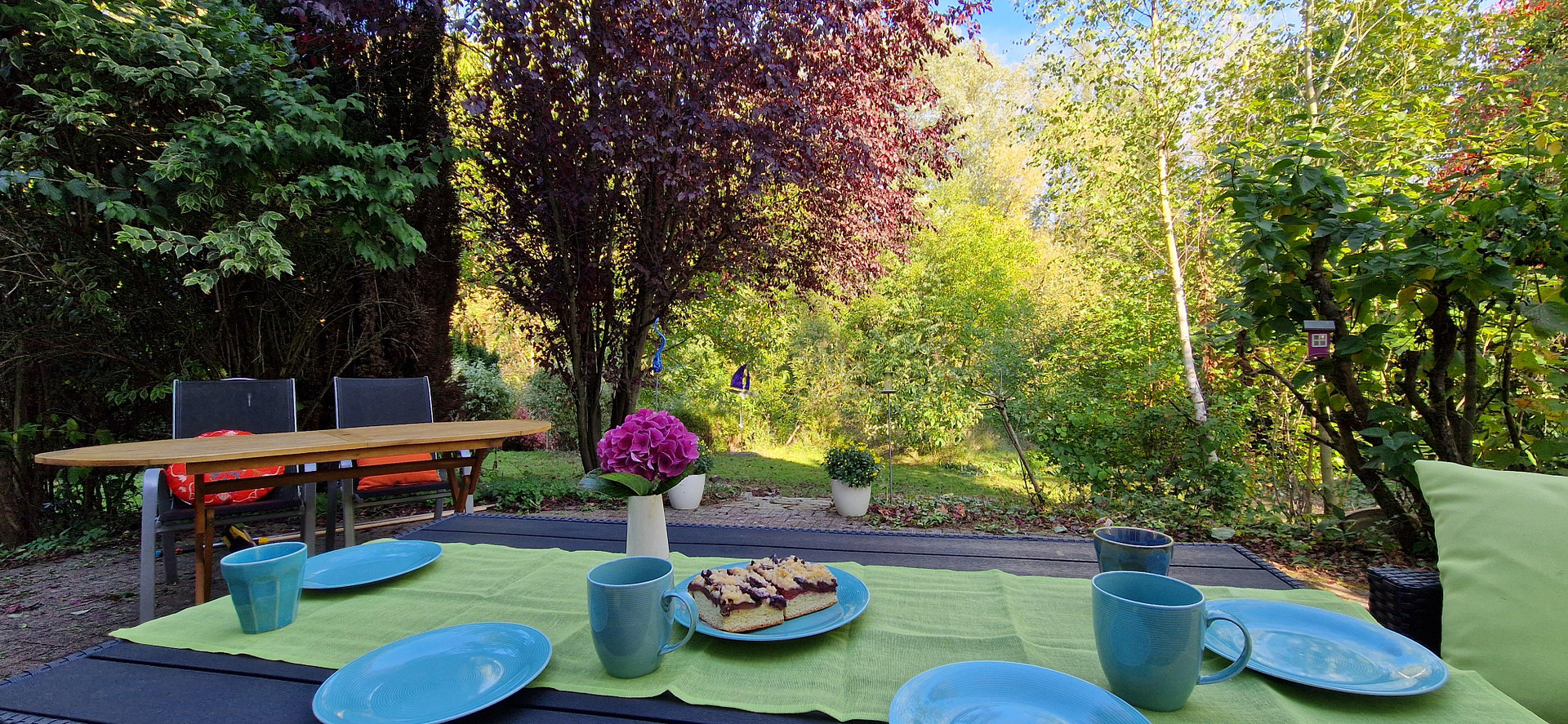 EFH / großer Hausteil mit EBK, Kamin, 2 Terrassen und traumhaftem Garten in direkter Seenähe 🌊 – Möhnesee(Körbecke) – Vorschaubild 4