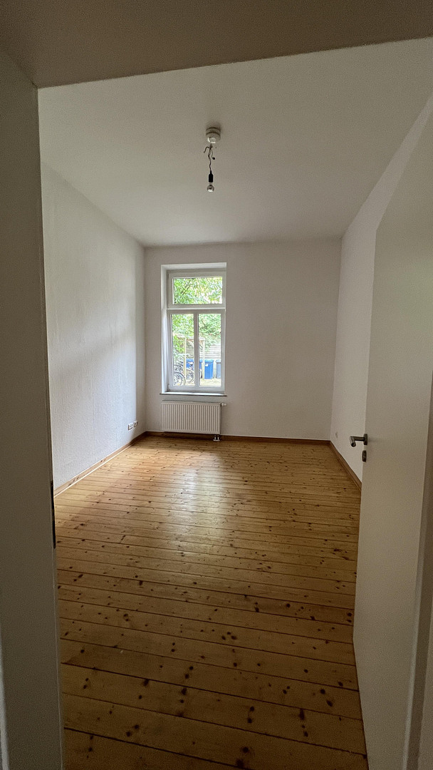 Charmante 3-Zimmer-Altbauwohnung mit Terrasse im Erdgeschoss – Nonnenpfad 19, 49074 Osnabrück – Vorschaubild 2