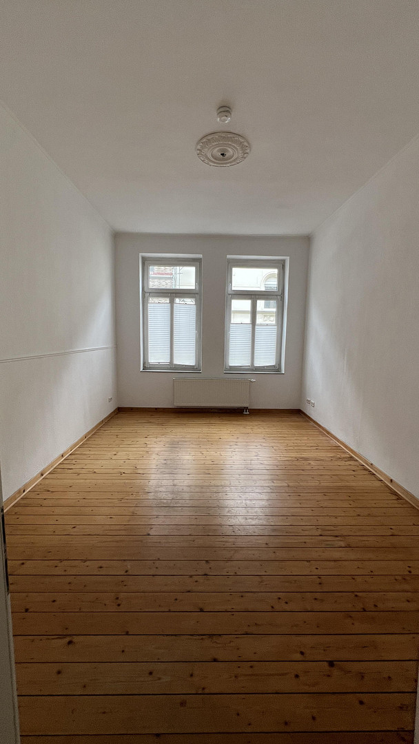 Charmante 3-Zimmer-Altbauwohnung mit Terrasse im Erdgeschoss – Nonnenpfad 19, 49074 Osnabrück – Vorschaubild 3