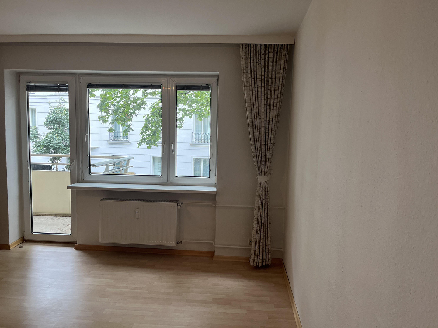 Gepflegte 1,5-Zimmer-Wohnung, Top-Lage in Berlin-Wilmersdorf nahe Kurfürstendamm, PROVISIONSFREI – 10709 Berlin(Wilmersdorf) – Vorschaubild 13