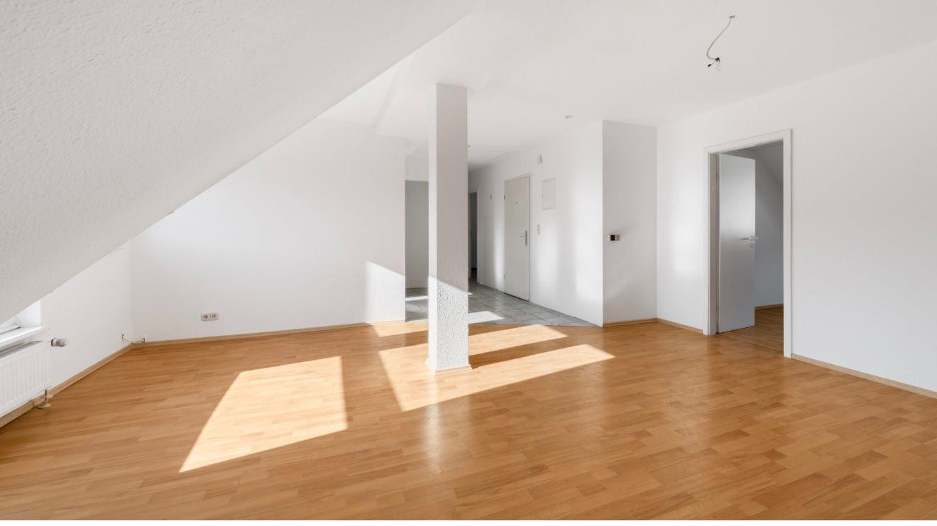 Zentrale Lage, neue Küche, helle Wohnung, 3 Zimmer – Reichsstraße 10, 44809 Bochum(Hamme) – Vorschaubild 2