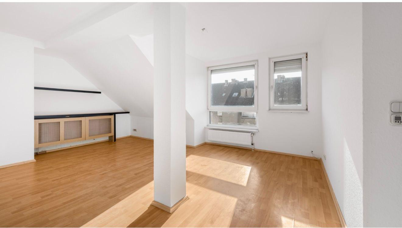 Zentrale Lage, neue Küche, helle Wohnung, 3 Zimmer – Reichsstraße 10, 44809 Bochum(Hamme) – Vorschaubild 9