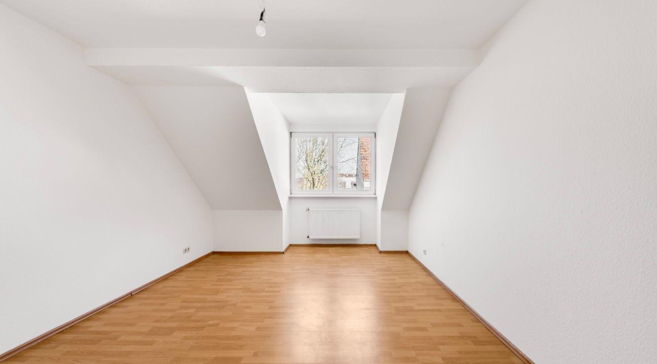Zentrale Lage, neue Küche, helle Wohnung, 3 Zimmer – Reichsstraße 10, 44809 Bochum(Hamme) – Vorschaubild 3