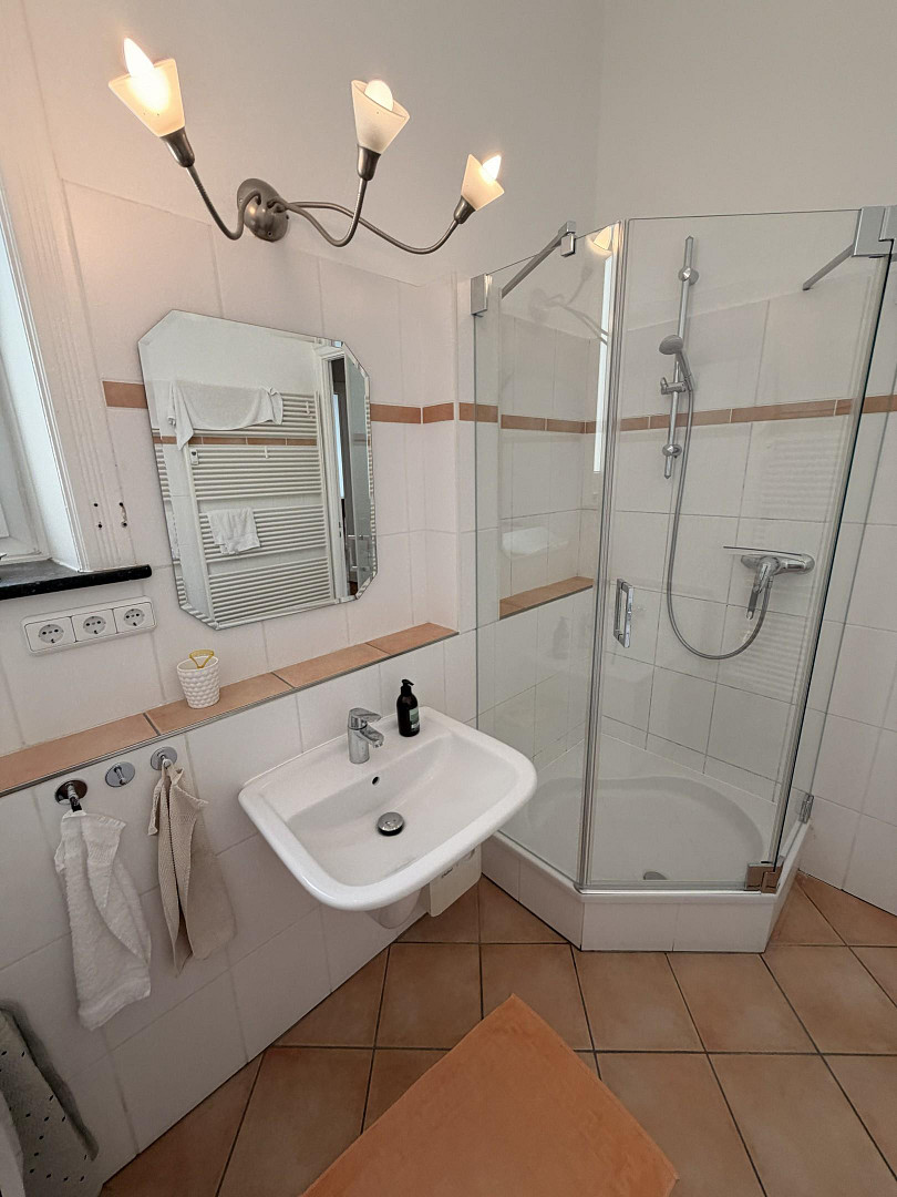 Hohenfelde – Moderne 4-Zimmer-Wohnung mit großzügiger Wohnlounge und Balkon ins Grüne – 22087 Hohenfelde – Vorschaubild 6