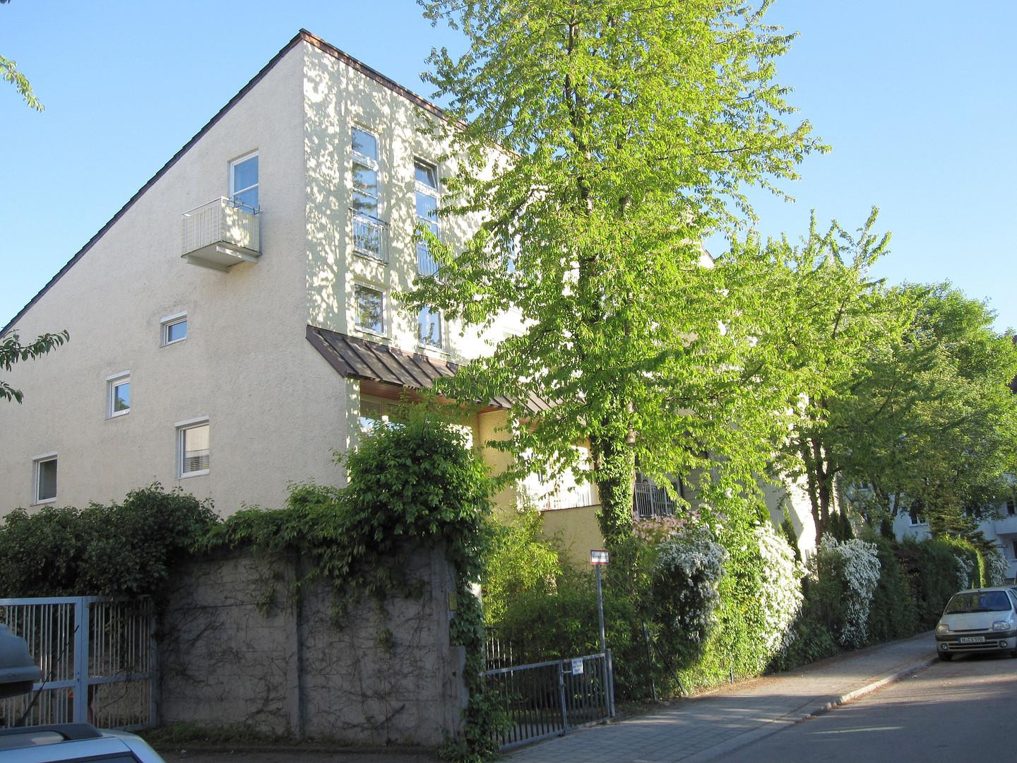 Modernisierte Gartenwohnung mit neuer Einbauküche, Terrasse und ruhiger Grünlage - Isarnähe! – Quagliostr.11, 81543 München(Giesing) – Vorschaubild 5