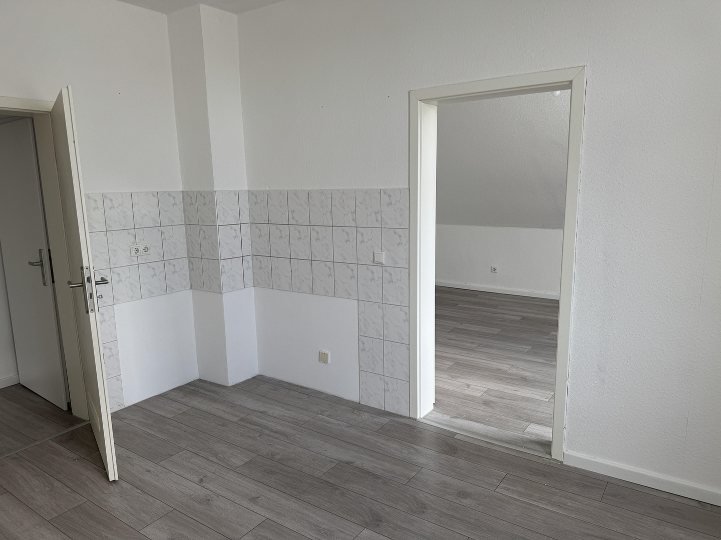 Frisch renovierte 2-Zimmer-Wohnung in Sodingen – Mont-Cenis-Straße 46, 44623 Herne(Herne-Mitte) – Vorschaubild 5