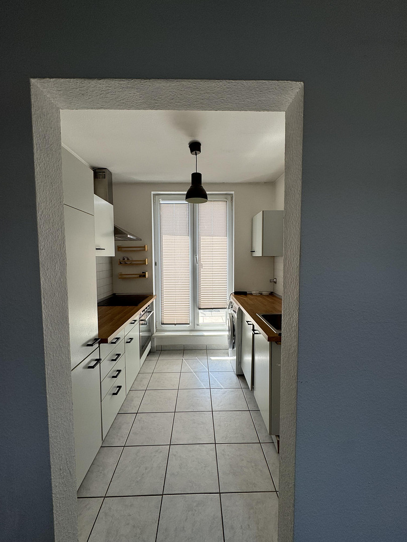 stilvolle 2-Zimmer-DG-Wohnung mit beeindruckender Raumhöhe - zentral in Mz-Kastel, von privat – Admiral-Scheer-Str. 11, 55252 Mainz-Kastel – Vorschaubild 13