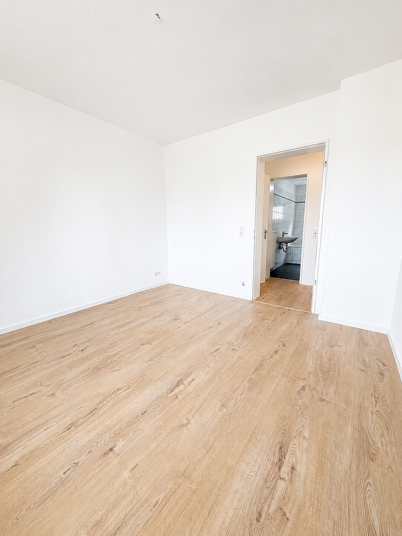 Helle 2-Zimmer-Wohnung in Bremerhaven-Mitte zu vermieten – Bremerhaven(Mitte-Nord) – Vorschaubild 2