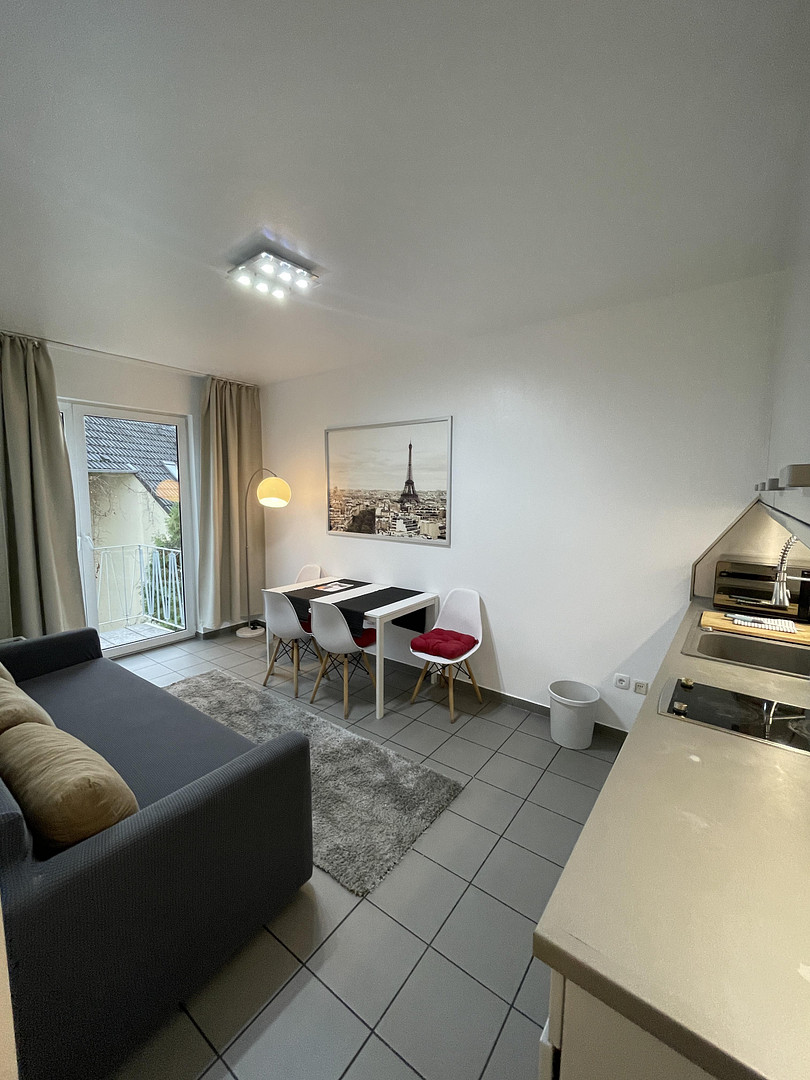 KAPITALANLAGE - 3,37% RENDITE | Schöne 2-Zimmer Wohnung (2 Balkone) - Altstadt nähe Carlsplatz – 40213 Düsseldorf(Carlstadt) – Vorschaubild 4