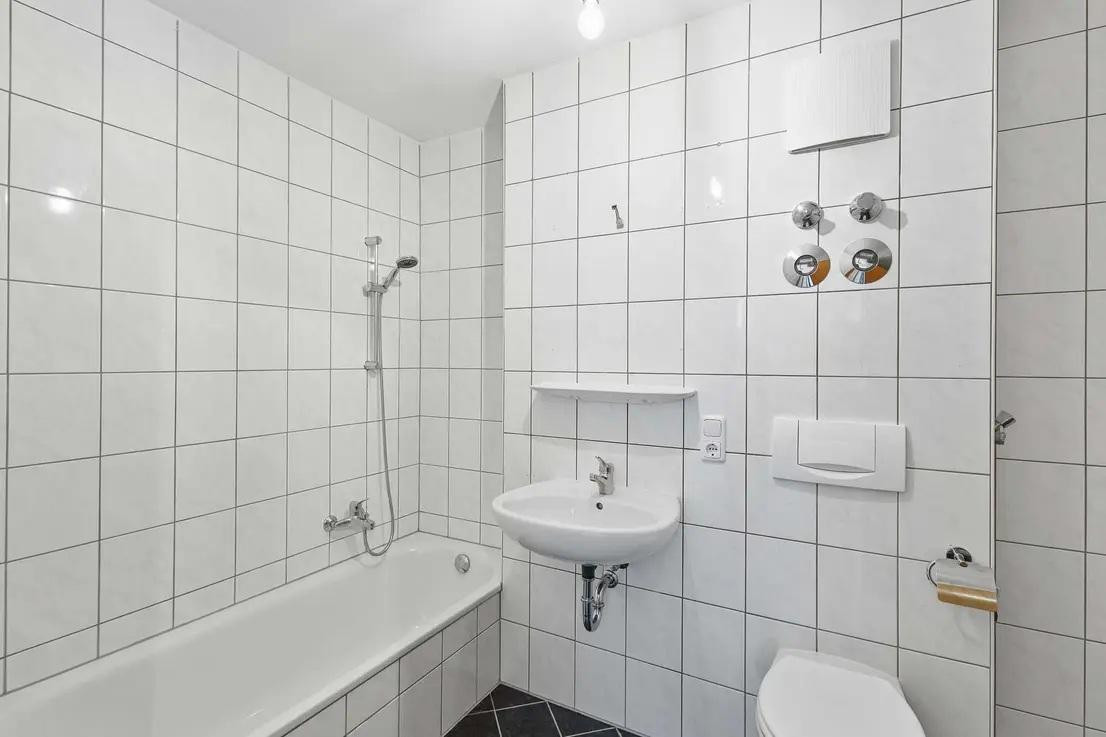 Frisch renovierte 2-Zimmer Wohnung mit Terrasse in Toplage am Galgenberg – Regensburg(Galgenberg) – Vorschaubild 17