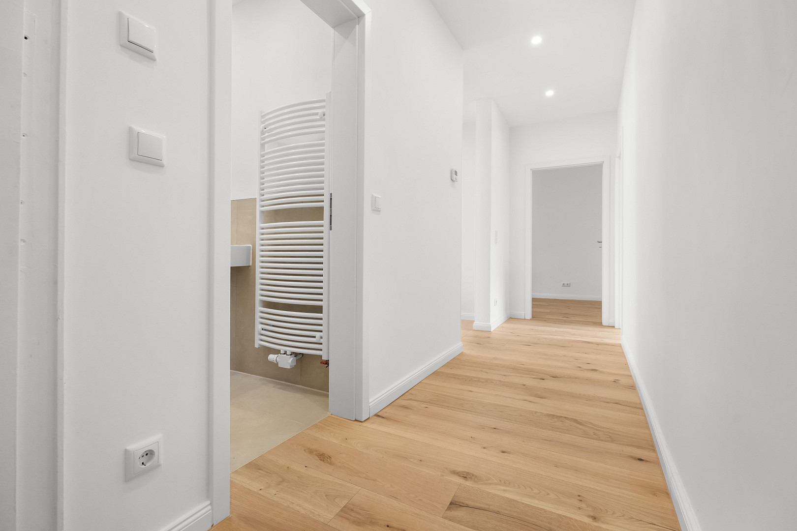 Zwischen Lister Meile und Eilenriede: Frisch sanierte 3 Zimmer Wohnung mit Balkon – Bödekerstraße 2, 30161 Hannover(Oststadt) – Vorschaubild 5