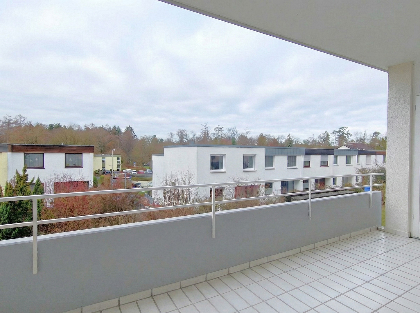 Frisch renoviert: Helle 3.5-Zi.-Wohnung mit Süd-Westbalkon & Garage – Provisionsfrei! – Ravensburgerstraße 134, 89079 Ulm(Wiblingen) – Vorschaubild 8