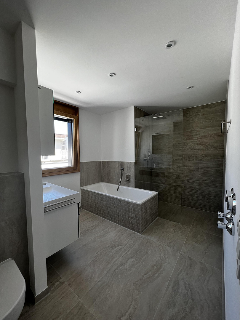Wohnensemble im Lehel Moderne 3-Zimmer-Wohnung mit offener Wohnküche, Homeoffice und Ankleide – Lerchenfeldstraße 28, 80538 München-Altstadt-Lehel(Lehel) – Vorschaubild 4