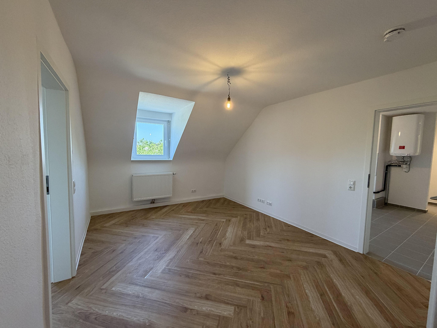 Erstbezug nach Kernsanierung – Hochwertige 2-Zimmer-Altbauwohnung in der Karlsruher Weststadt – Kaiserallee 31, 76133 Karlsruhe(Weststadt) – Vorschaubild 11
