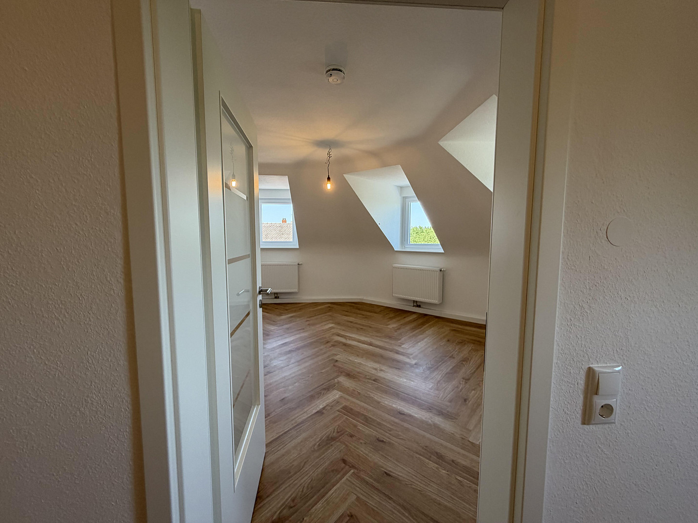 Erstbezug nach Kernsanierung – Hochwertige 2-Zimmer-Altbauwohnung in der Karlsruher Weststadt – Kaiserallee 31, 76133 Karlsruhe(Weststadt) – Vorschaubild 14