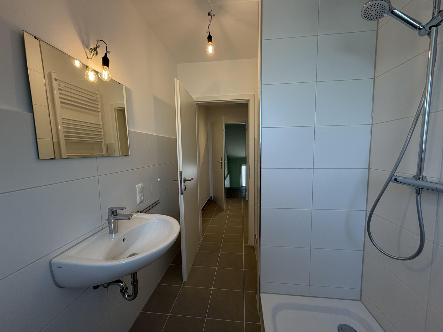 Erstbezug nach Kernsanierung – Hochwertige 2-Zimmer-Altbauwohnung in der Karlsruher Weststadt – Kaiserallee 31, 76133 Karlsruhe(Weststadt) – Vorschaubild 21