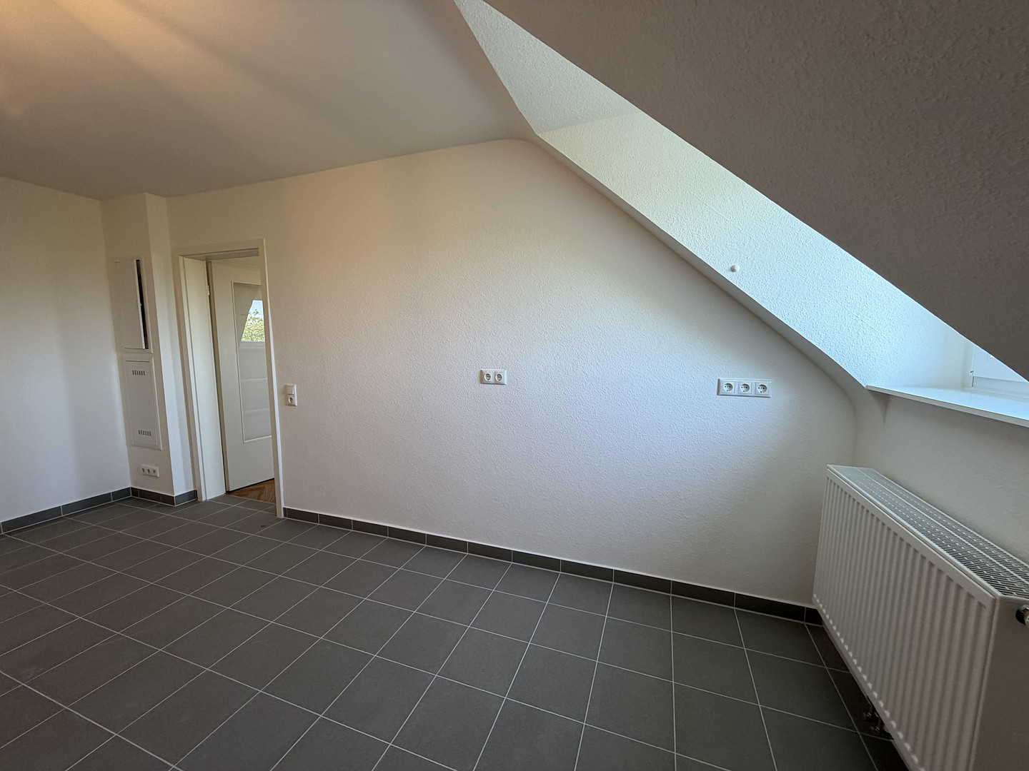 Erstbezug nach Kernsanierung – Hochwertige 2-Zimmer-Altbauwohnung in der Karlsruher Weststadt – Kaiserallee 31, 76133 Karlsruhe(Weststadt) – Vorschaubild 6