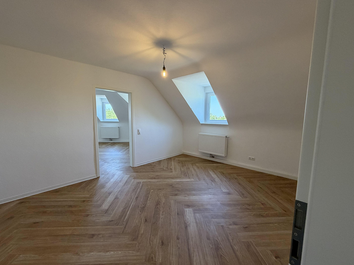Erstbezug nach Kernsanierung – Hochwertige 2-Zimmer-Altbauwohnung in der Karlsruher Weststadt – Kaiserallee 31, 76133 Karlsruhe(Weststadt) – Vorschaubild 9