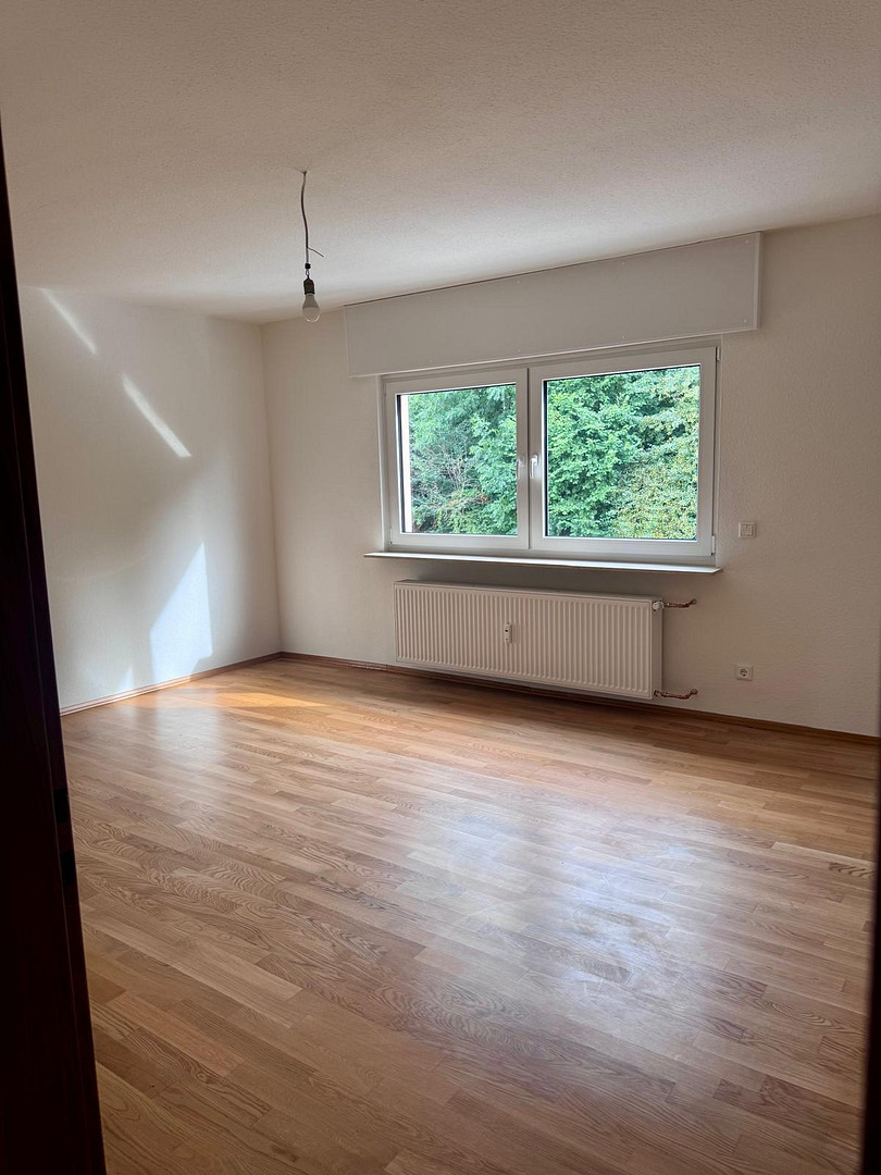 Erstbezug nach Sanierung | 120 m² | Neue Einbauküche | Garage | Ruhige Lage in Fürth-Lörzenbach – Mitlechterner Straße 9, 64658 Fürth (Odenwald)(Lörzenbach) – Vorschaubild 9